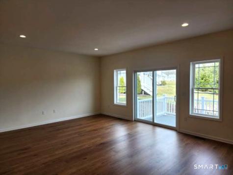 102 Mulholland Way North Haven CT 06473