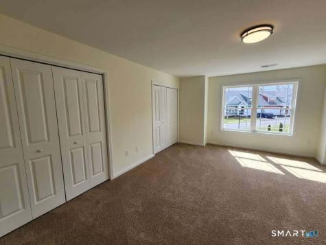 102 Mulholland Way North Haven CT 06473