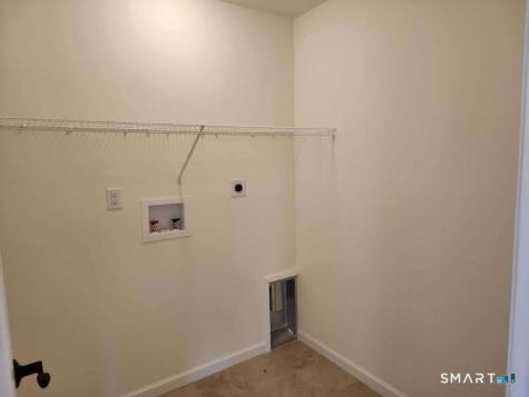 102 Mulholland Way North Haven CT 06473