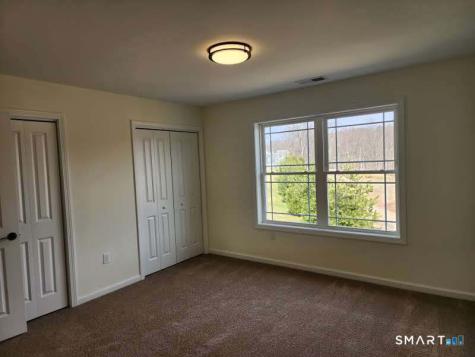 102 Mulholland Way North Haven CT 06473