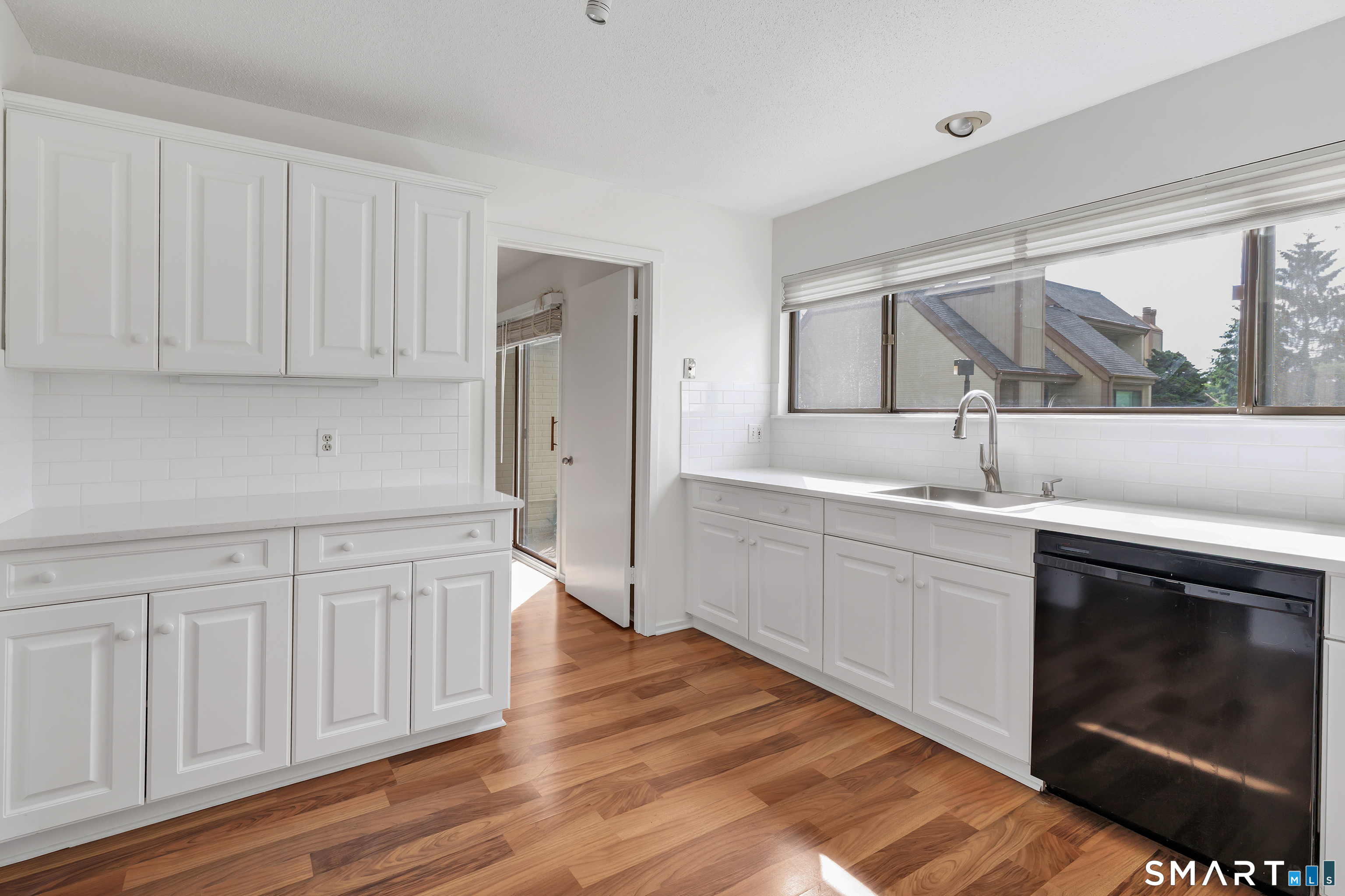 85 Viscount Drive Milford CT 06460