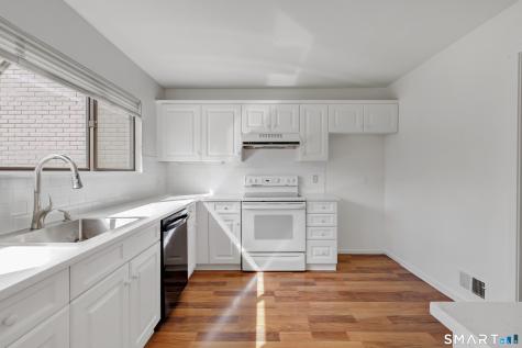 85 Viscount Drive Milford CT 06460