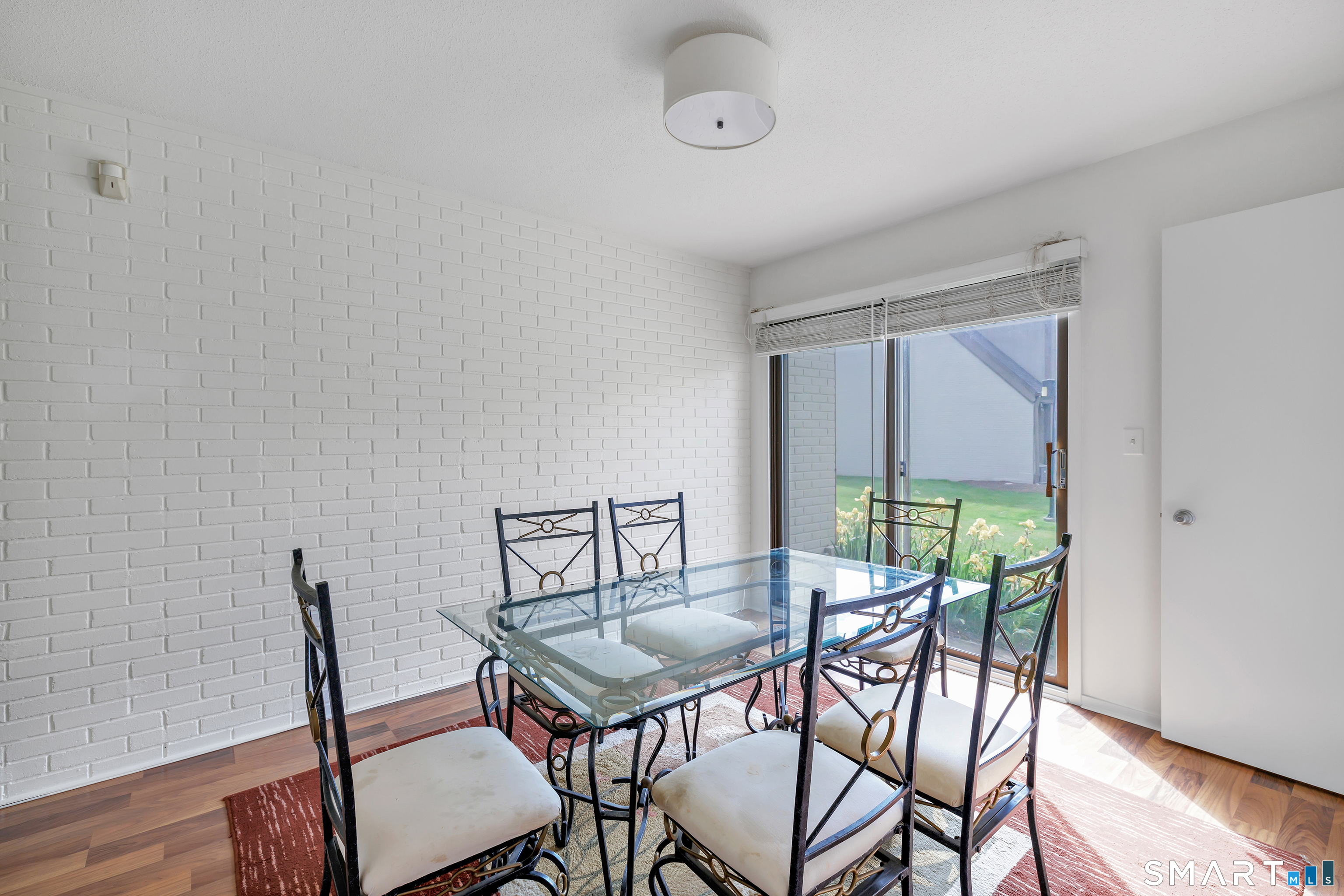85 Viscount Drive Milford CT 06460