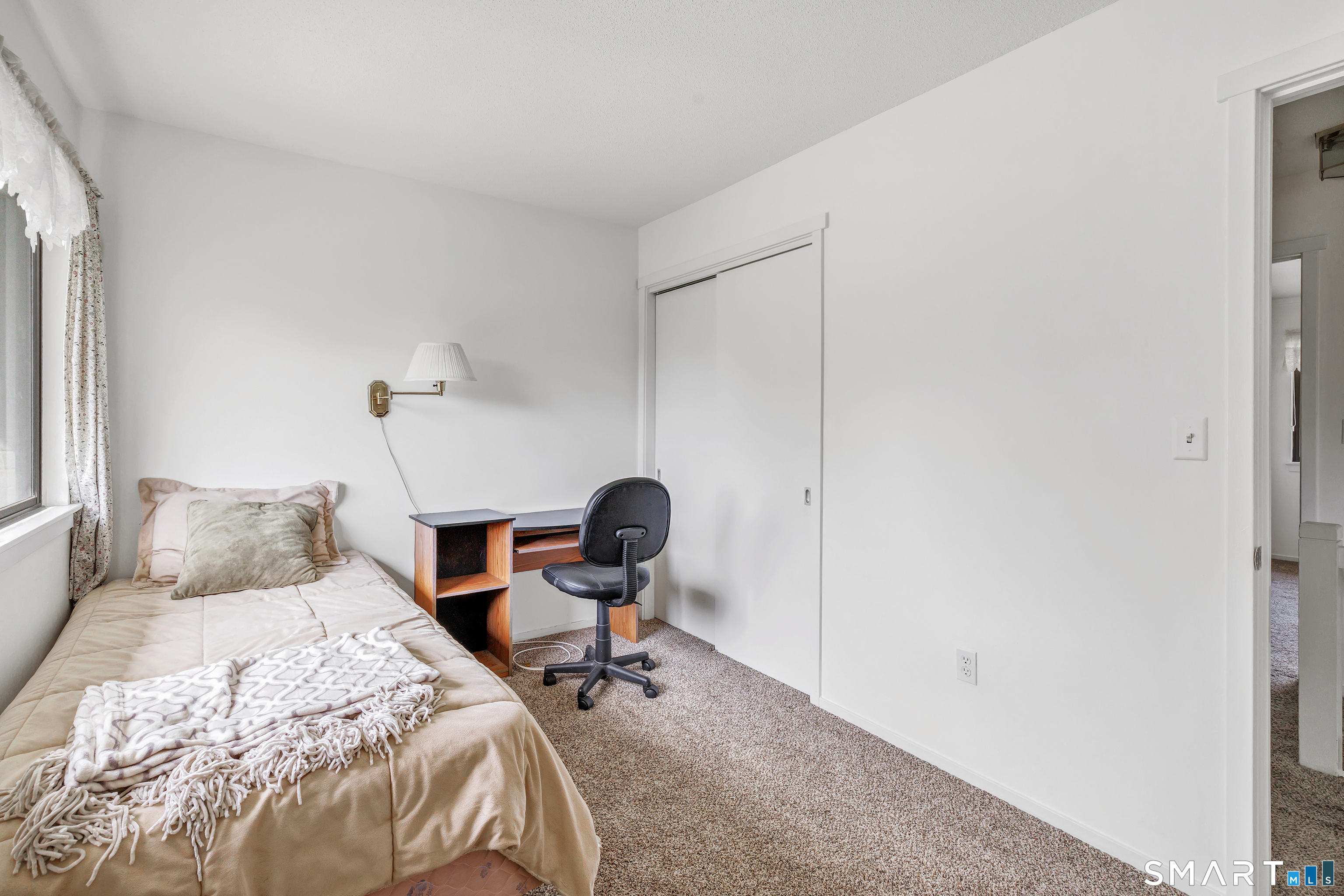 85 Viscount Drive Milford CT 06460
