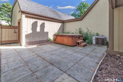 85 Viscount Drive Milford CT 06460