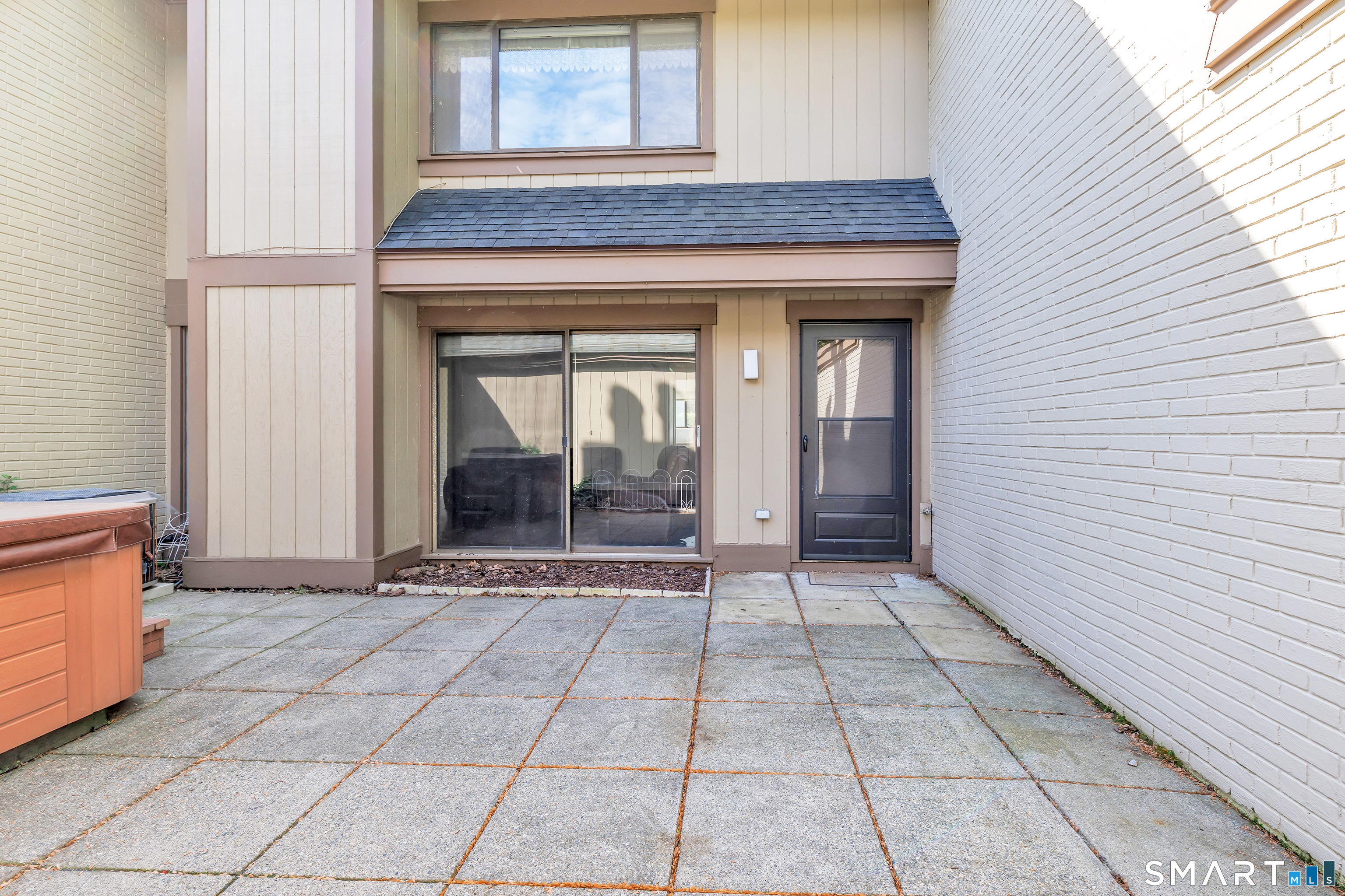 85 Viscount Drive Milford CT 06460