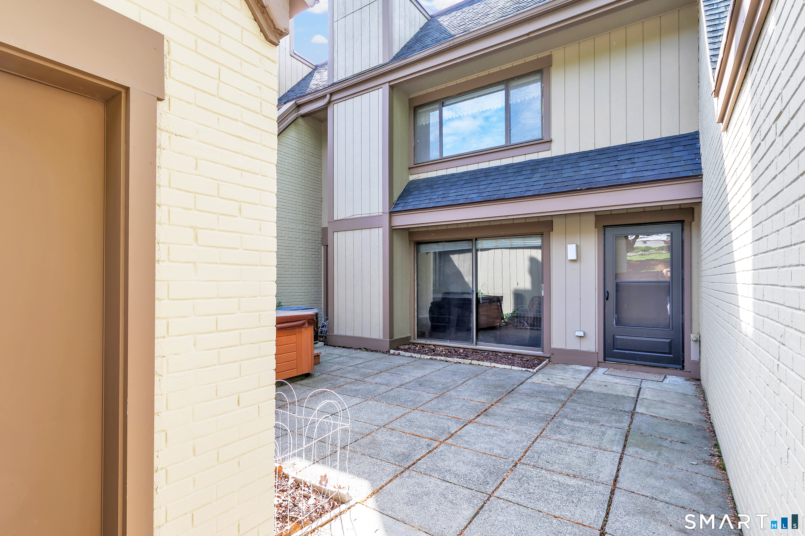 85 Viscount Drive Milford CT 06460