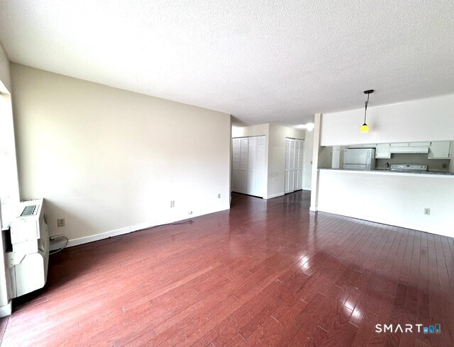 163 South Street Danbury CT 06810