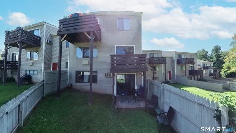 92 Sterling Village Meriden CT 06450