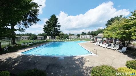 92 Sterling Village Meriden CT 06450