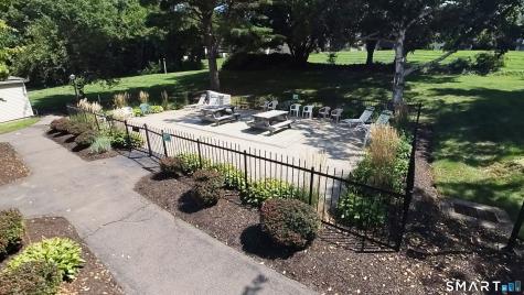 92 Sterling Village Meriden CT 06450