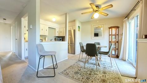 92 Sterling Village Meriden CT 06450