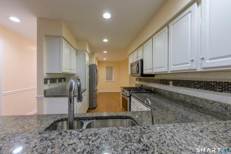 33 Florence Way Farmington CT 06032