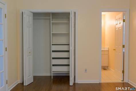 33 Florence Way Farmington CT 06032