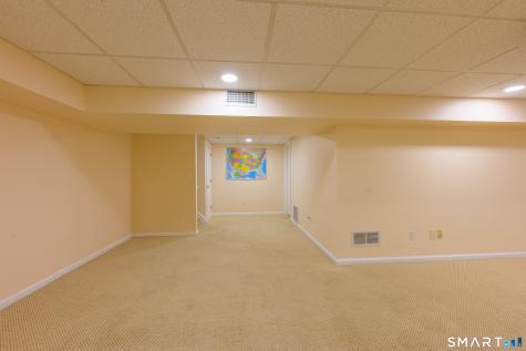 33 Florence Way Farmington CT 06032