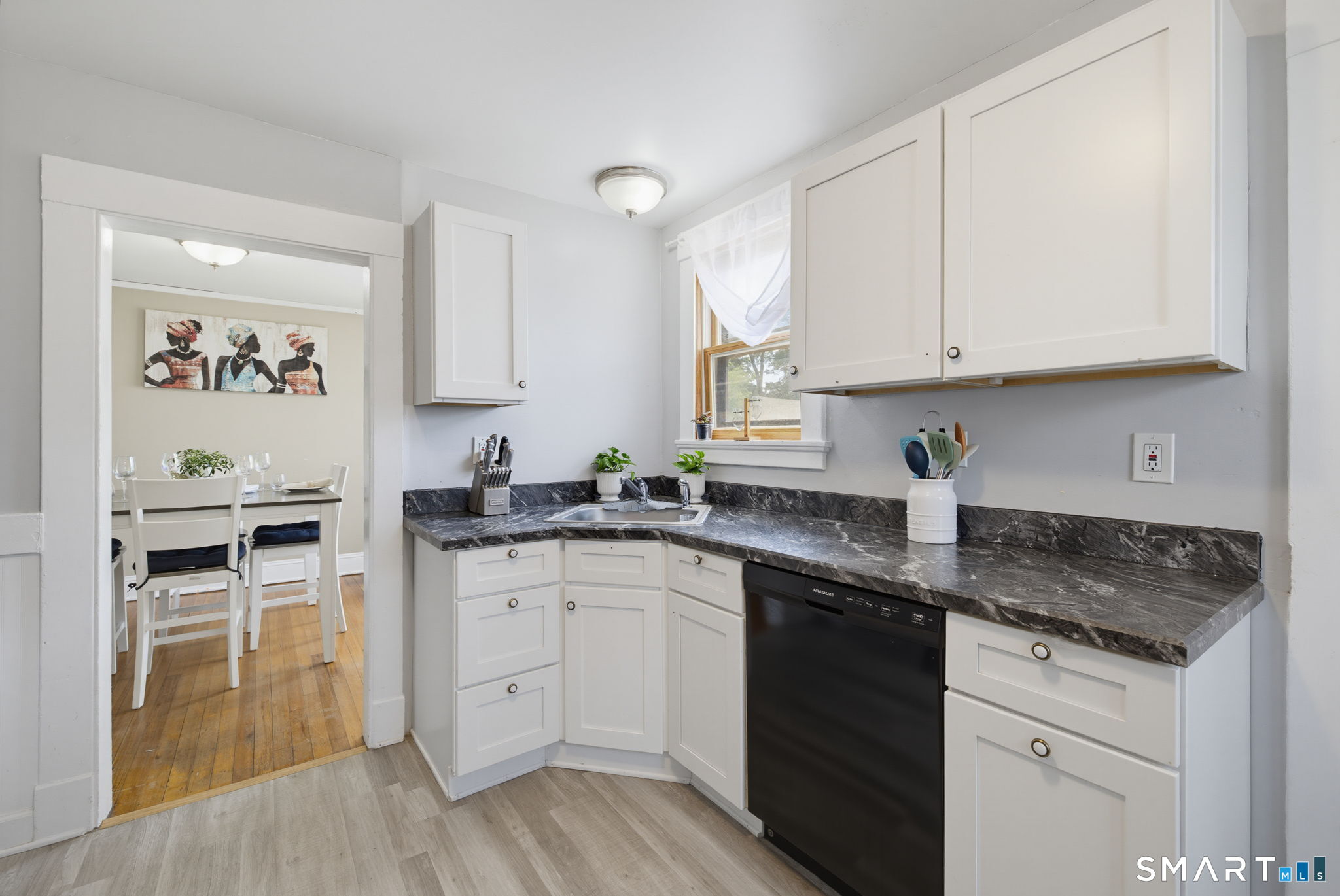 154 Cooper Hill Street Manchester CT 06040