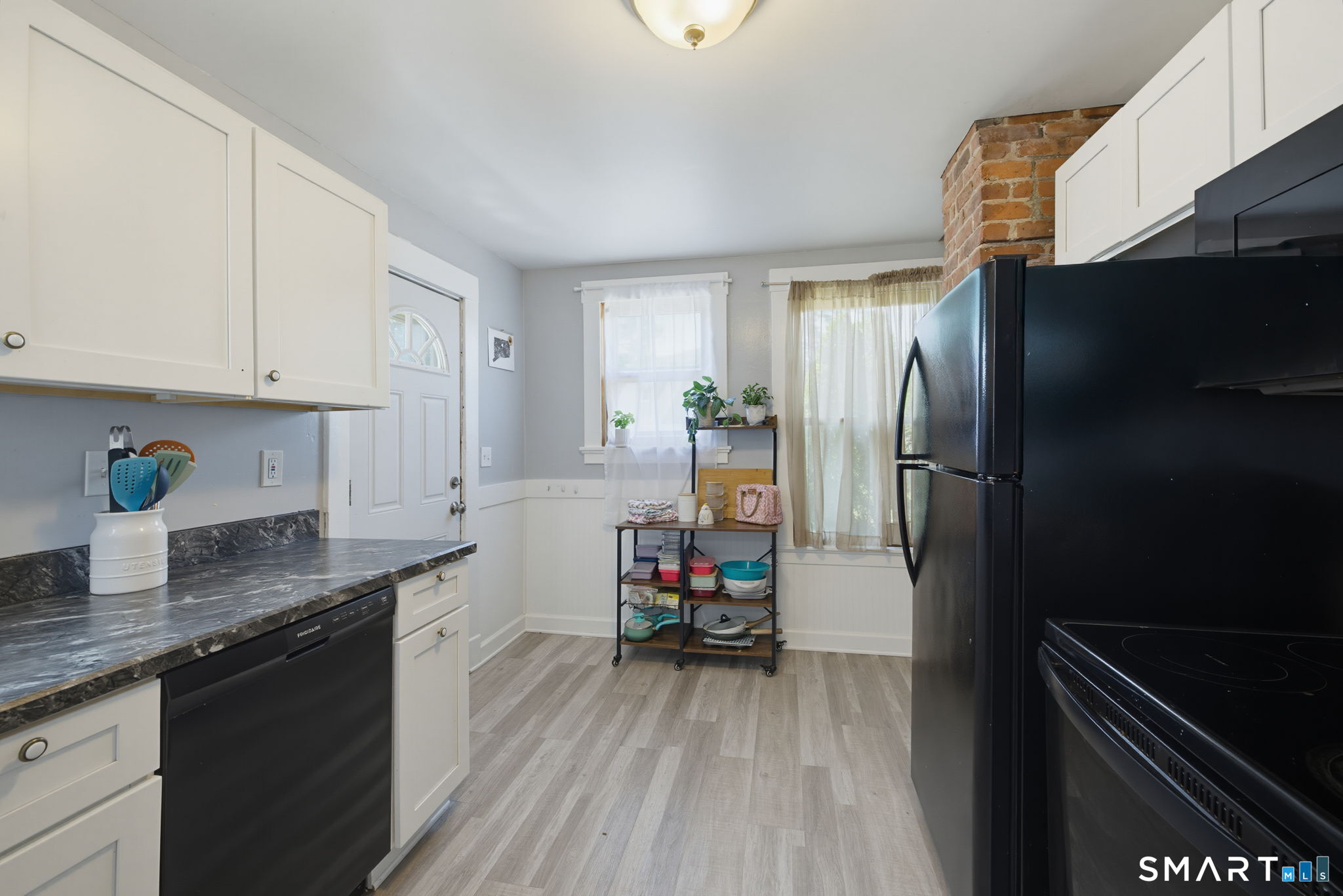 154 Cooper Hill Street Manchester CT 06040