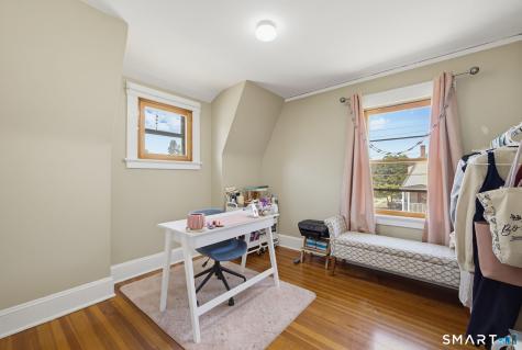 154 Cooper Hill Street Manchester CT 06040
