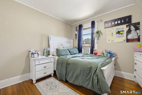 154 Cooper Hill Street Manchester CT 06040