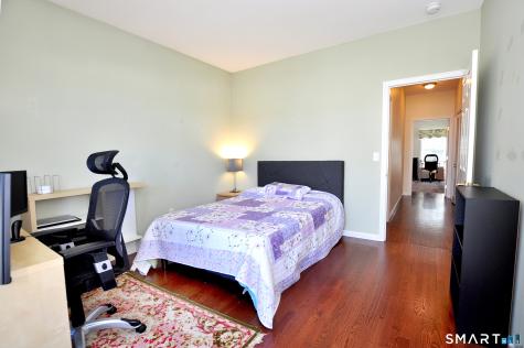246 Kenswick Lane Windsor CT 06095