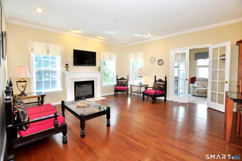 246 Kenswick Lane Windsor CT 06095