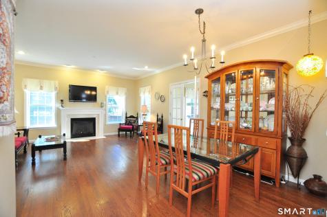246 Kenswick Lane Windsor CT 06095