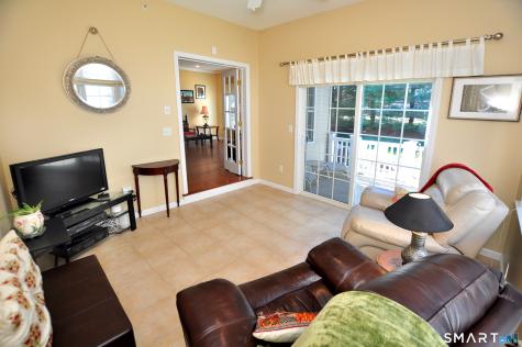 246 Kenswick Lane Windsor CT 06095