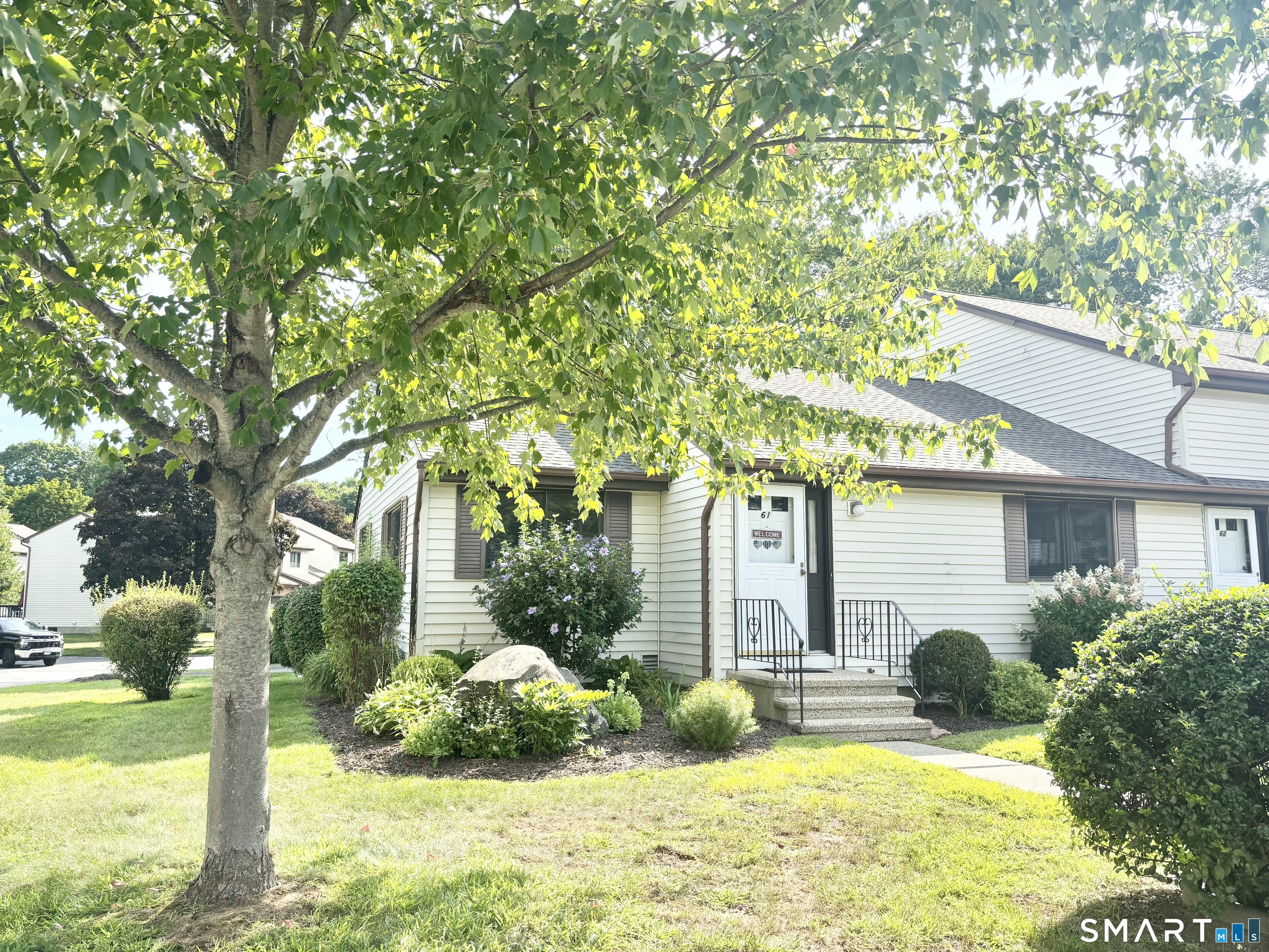 6 Oak Forest Drive Manchester CT 06042