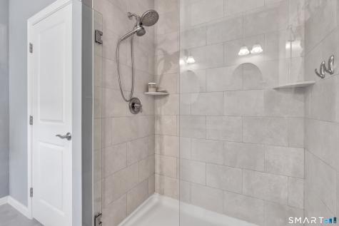 47 Lombard Circle North Haven CT 06473