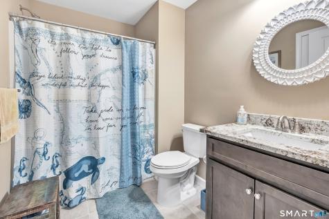 47 Lombard Circle North Haven CT 06473