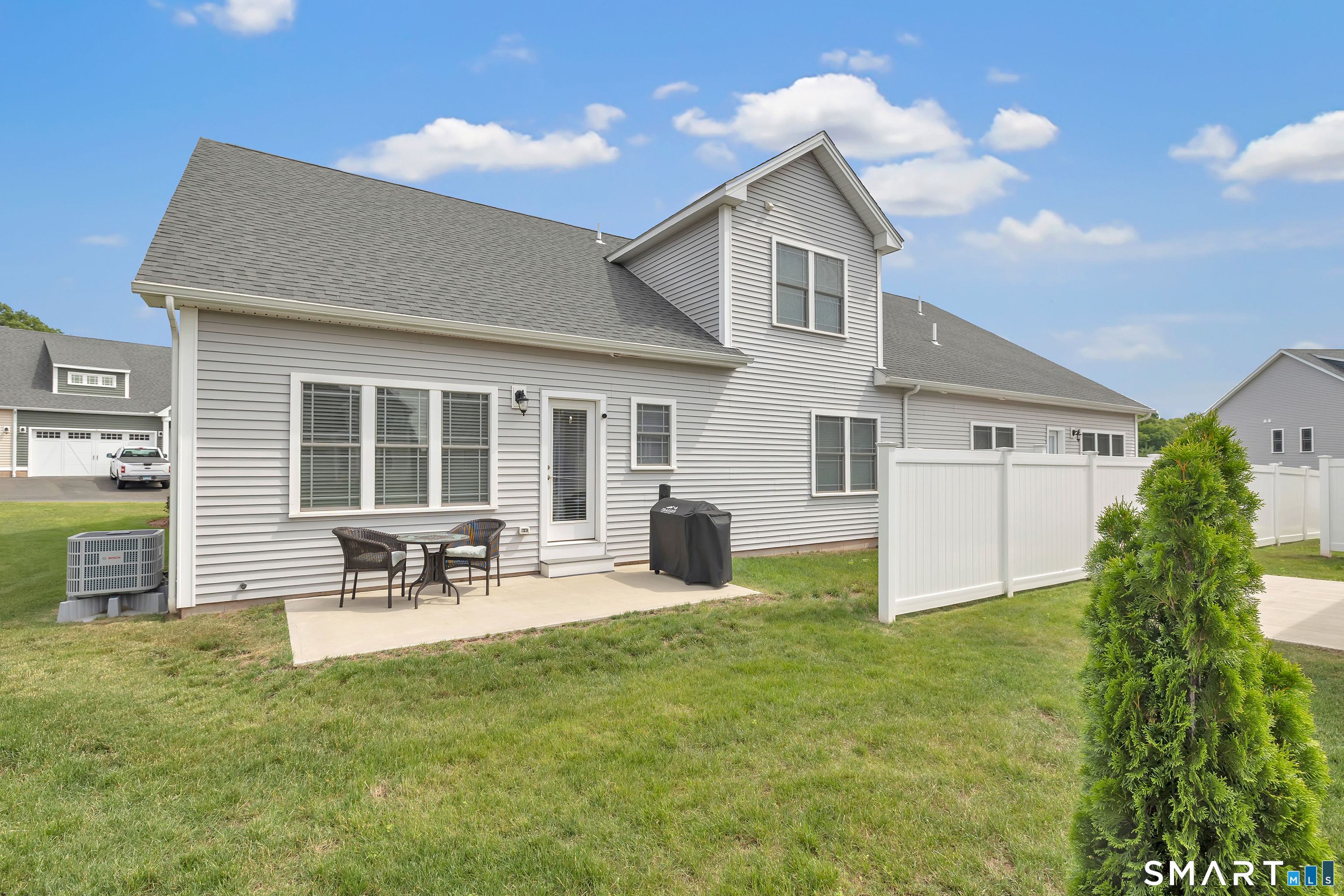 47 Lombard Circle North Haven CT 06473