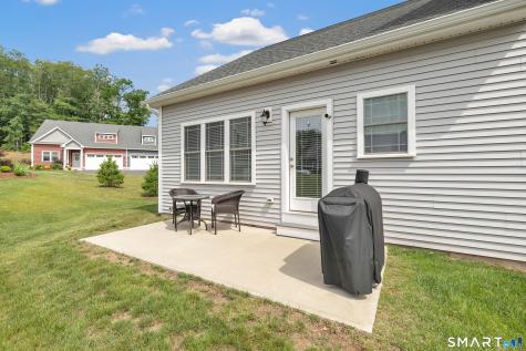 47 Lombard Circle North Haven CT 06473