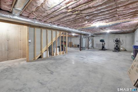 47 Lombard Circle North Haven CT 06473