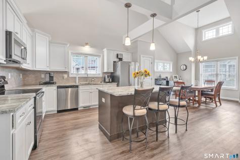 47 Lombard Circle North Haven CT 06473