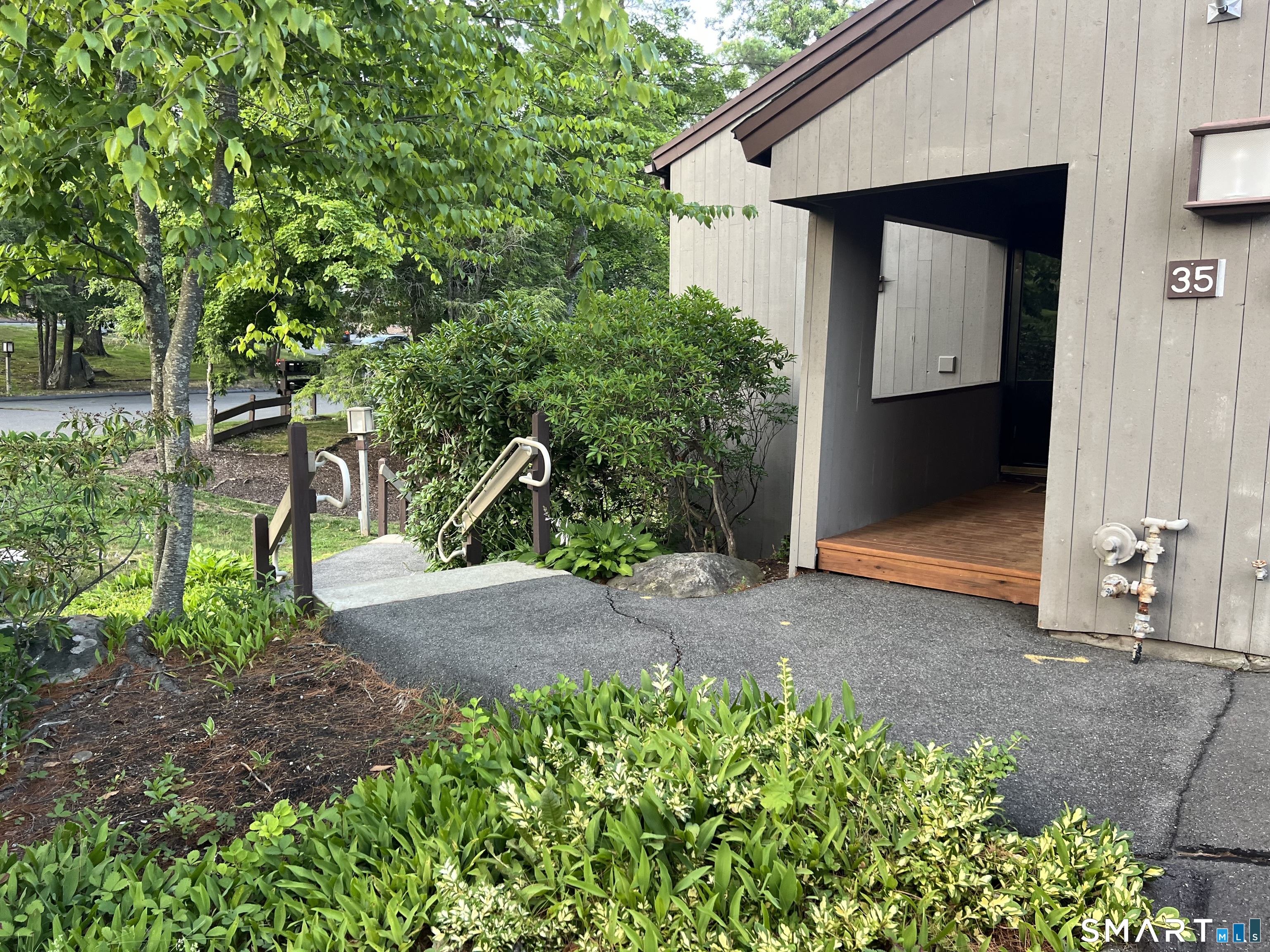 35 Heritage Drive Avon CT 06001