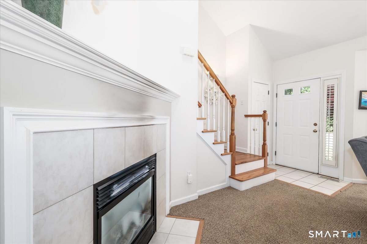 172 Summerfield Gardens Shelton CT 06484