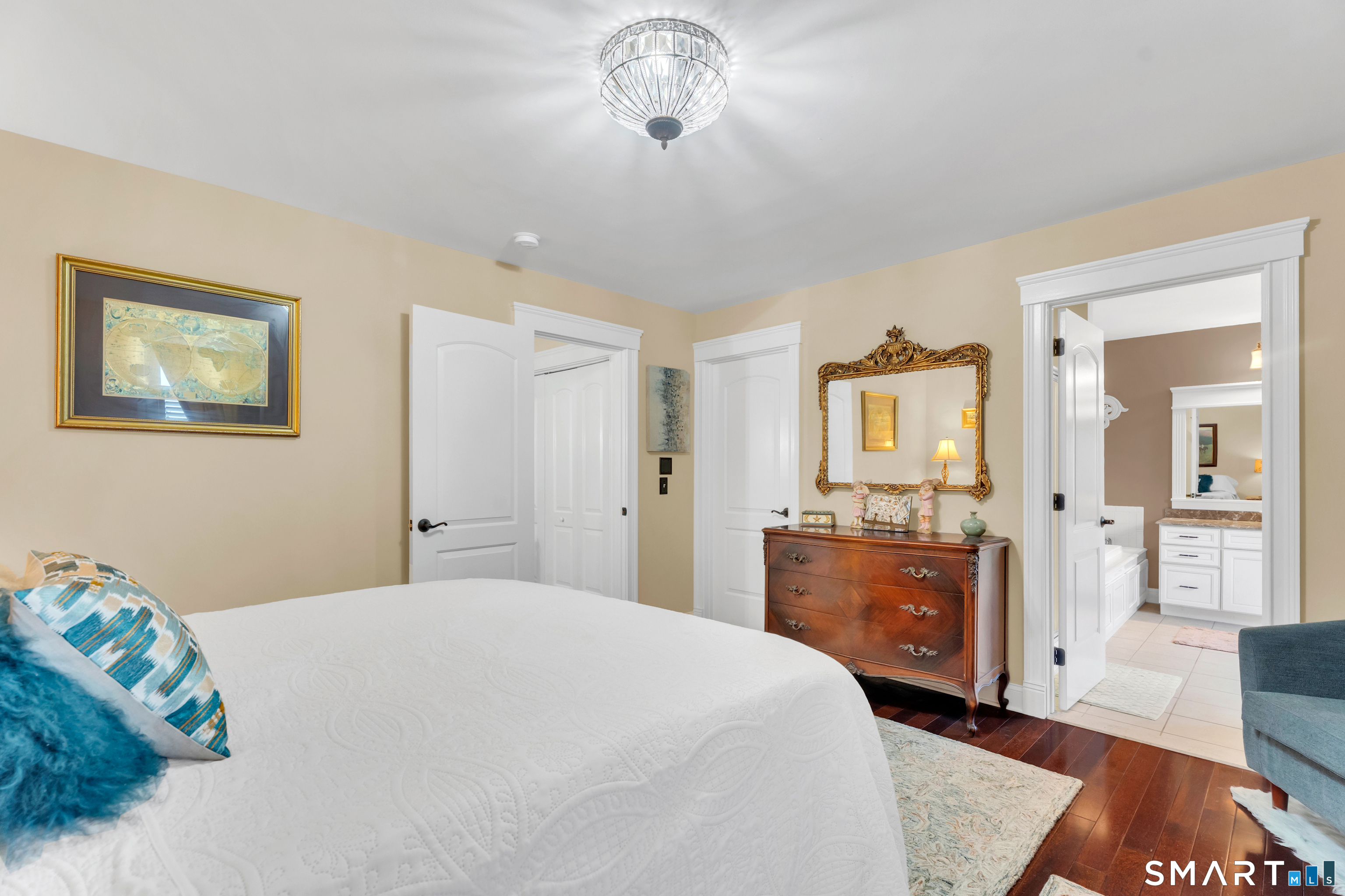 19 Thermos Avenue Norwich CT 06360