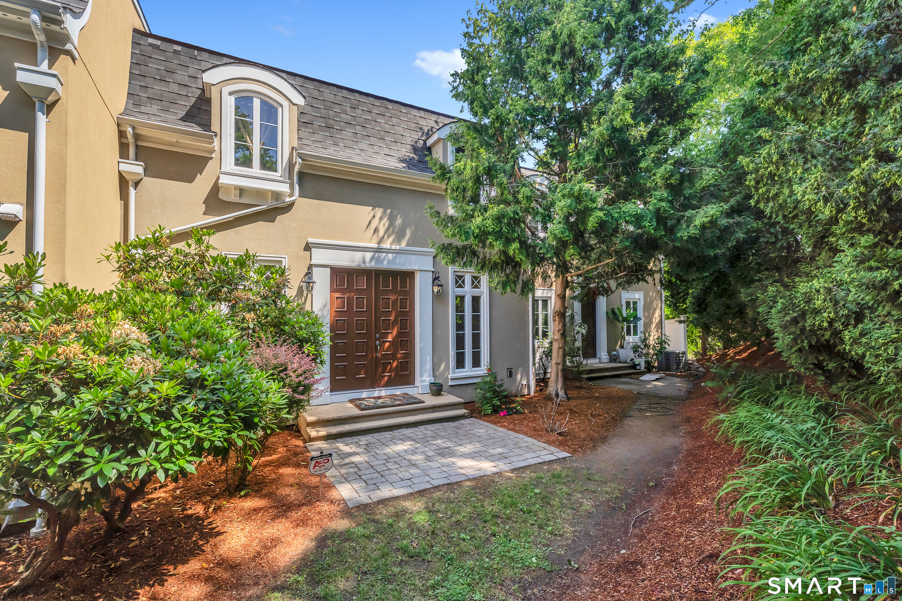 19 Thermos Avenue Norwich CT 06360