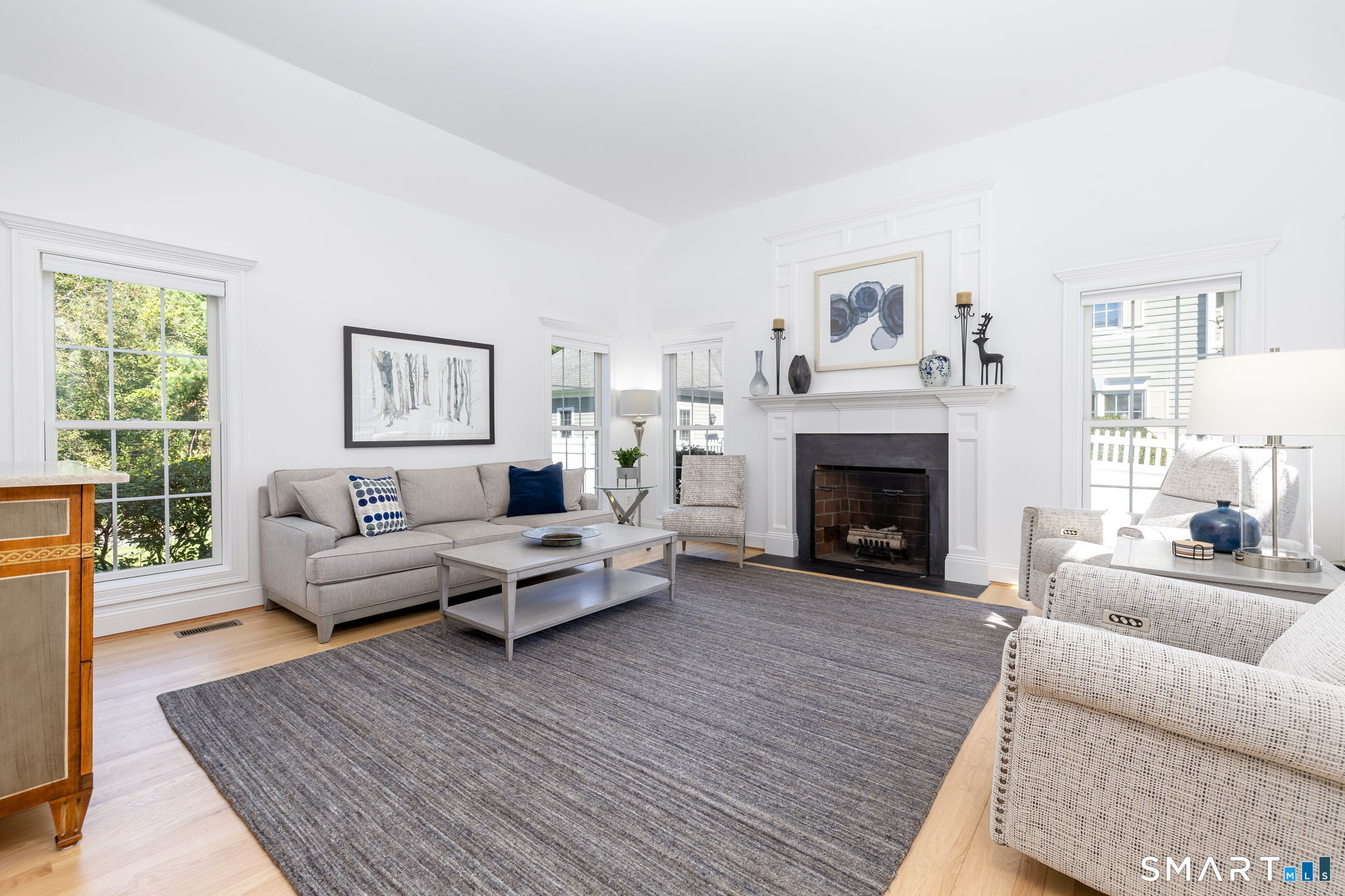 8 Billingsgate Drive Simsbury CT 06070
