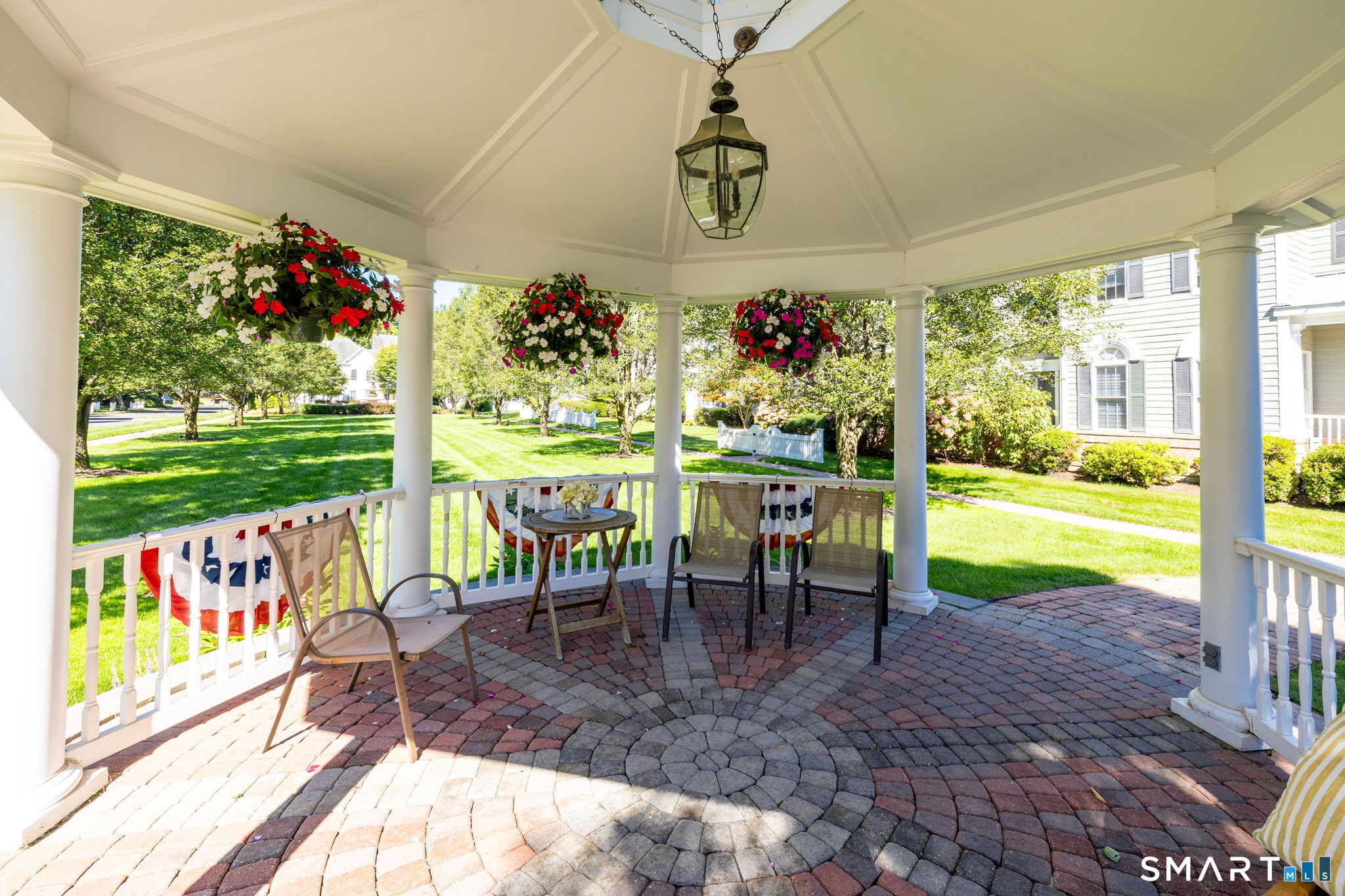 8 Billingsgate Drive Simsbury CT 06070