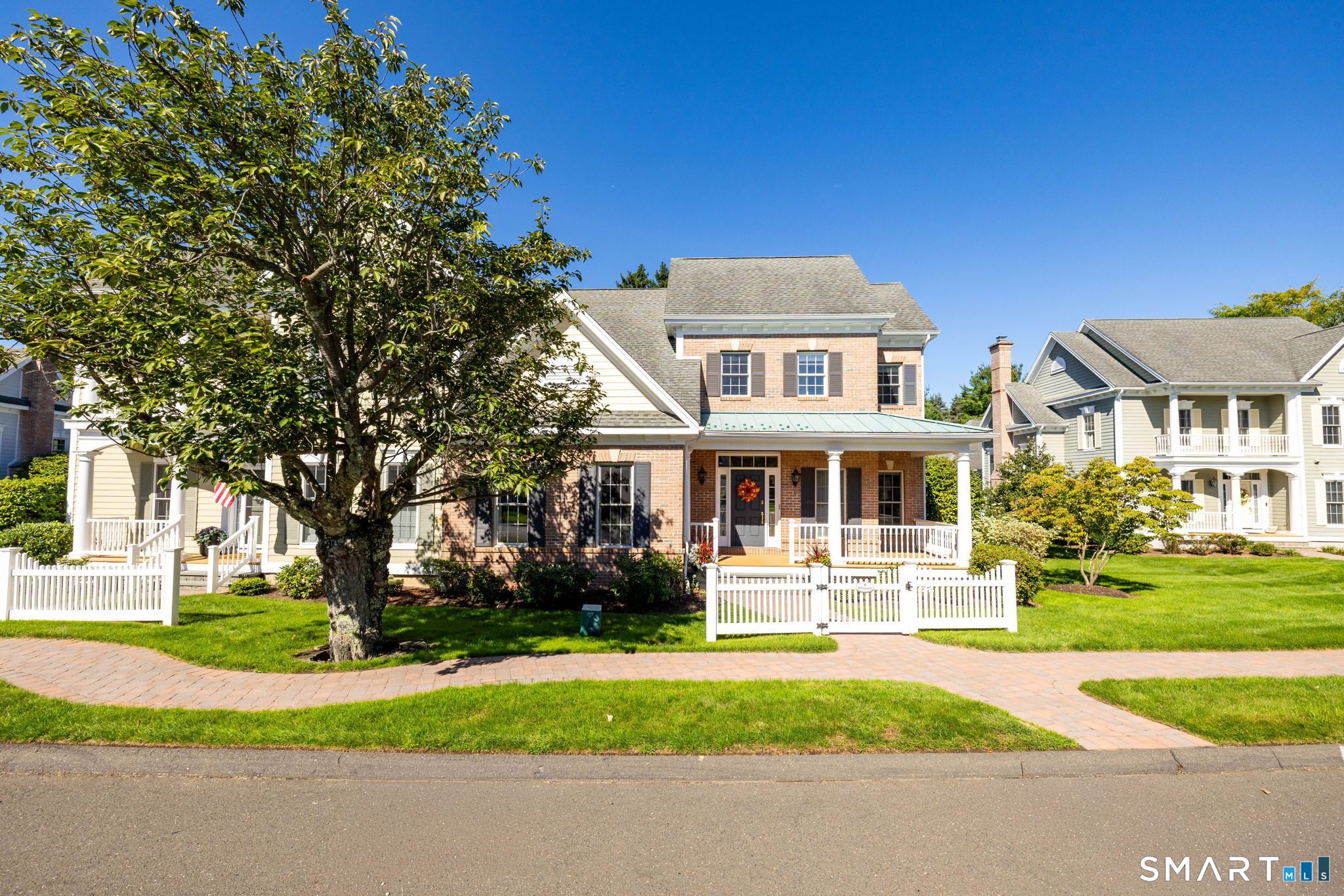8 Billingsgate Drive Simsbury CT 06070