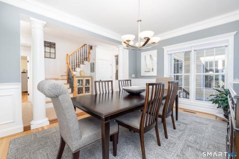8 Billingsgate Drive Simsbury CT 06070
