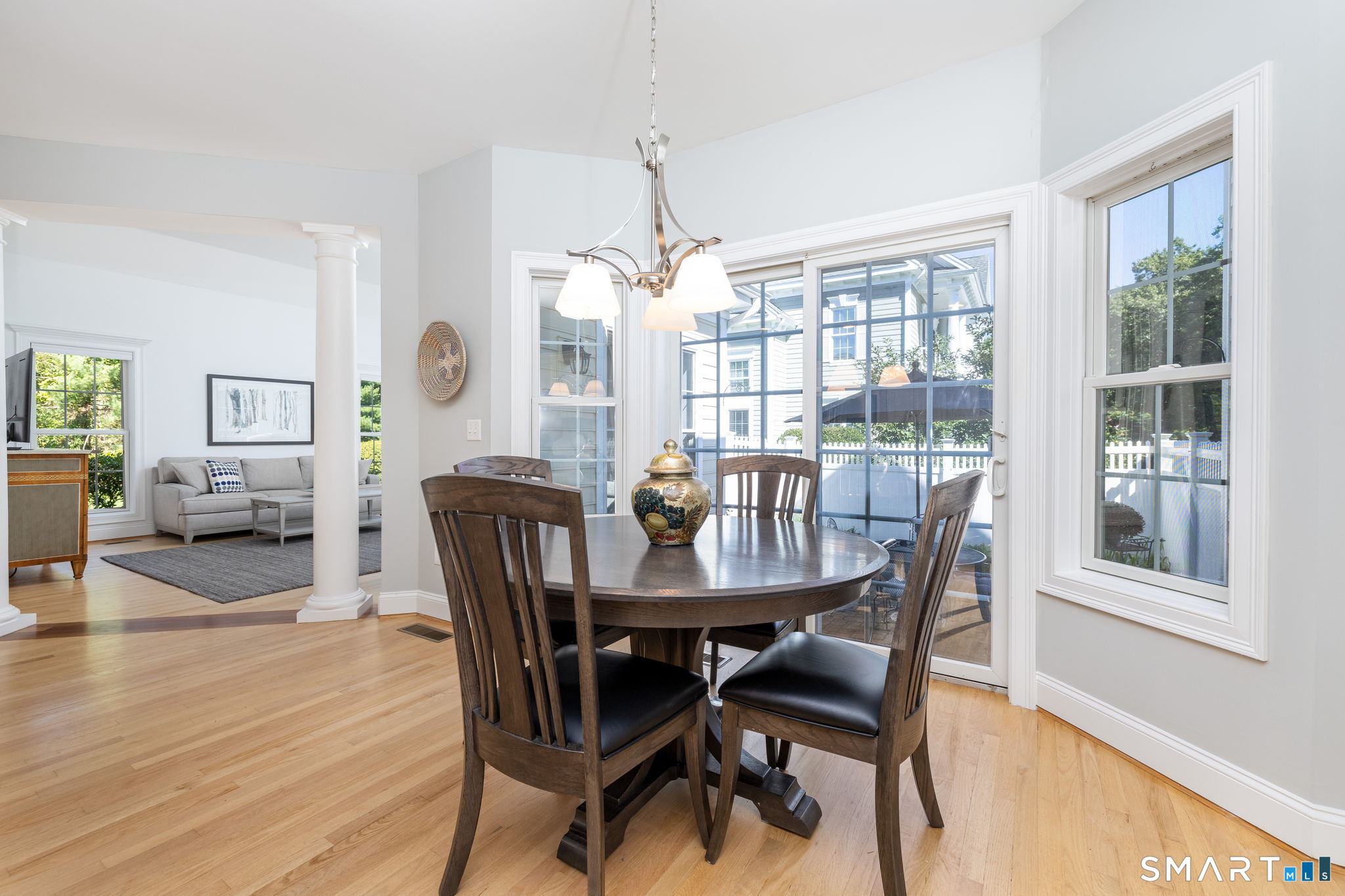 8 Billingsgate Drive Simsbury CT 06070