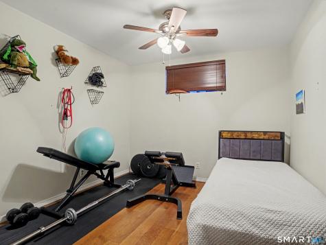 31 Teresa Place Bridgeport CT 06606