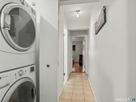 31 Teresa Place Bridgeport CT 06606