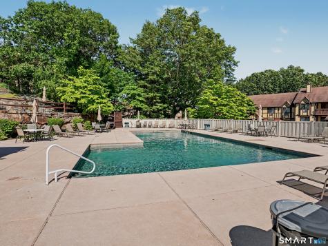 31 Teresa Place Bridgeport CT 06606