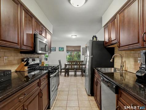 31 Teresa Place Bridgeport CT 06606