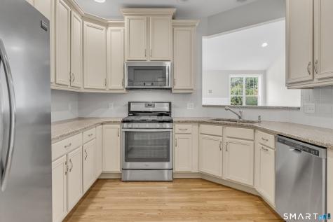 23 Woods Lane Newtown CT 06470
