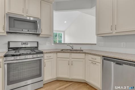 23 Woods Lane Newtown CT 06470