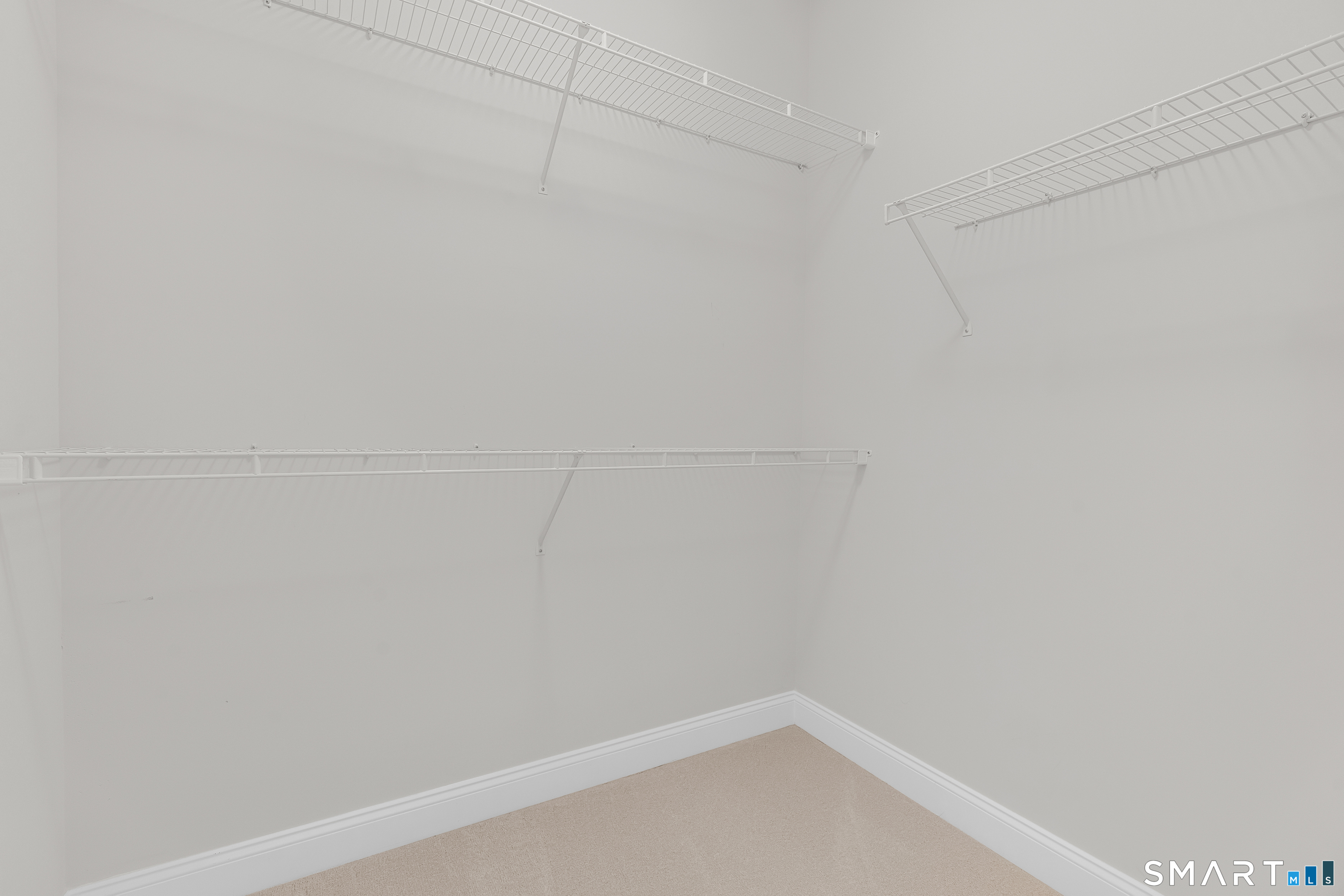 23 Woods Lane Newtown CT 06470
